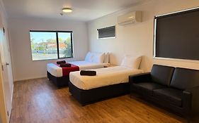 Uni Motel